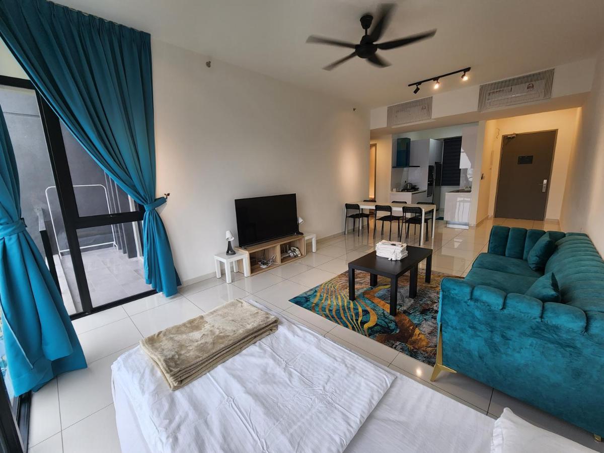 Beacon Executive Suite - Skypool Penang View Джорджтаун Екстер'єр фото