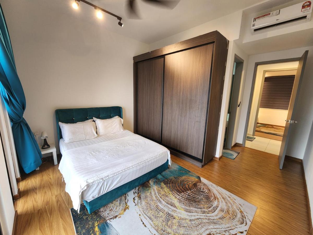 Beacon Executive Suite - Skypool Penang View Джорджтаун Екстер'єр фото