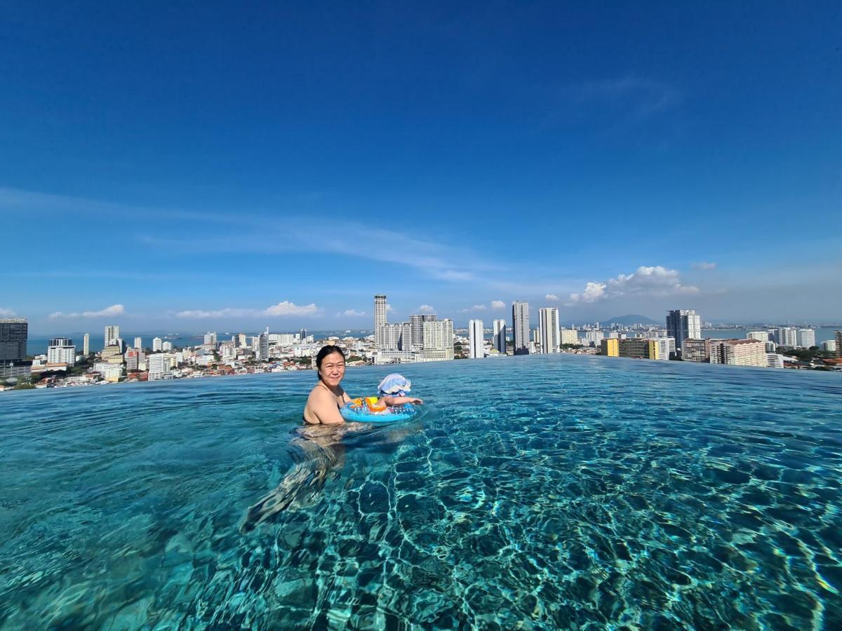 Beacon Executive Suite - Skypool Penang View Джорджтаун Екстер'єр фото
