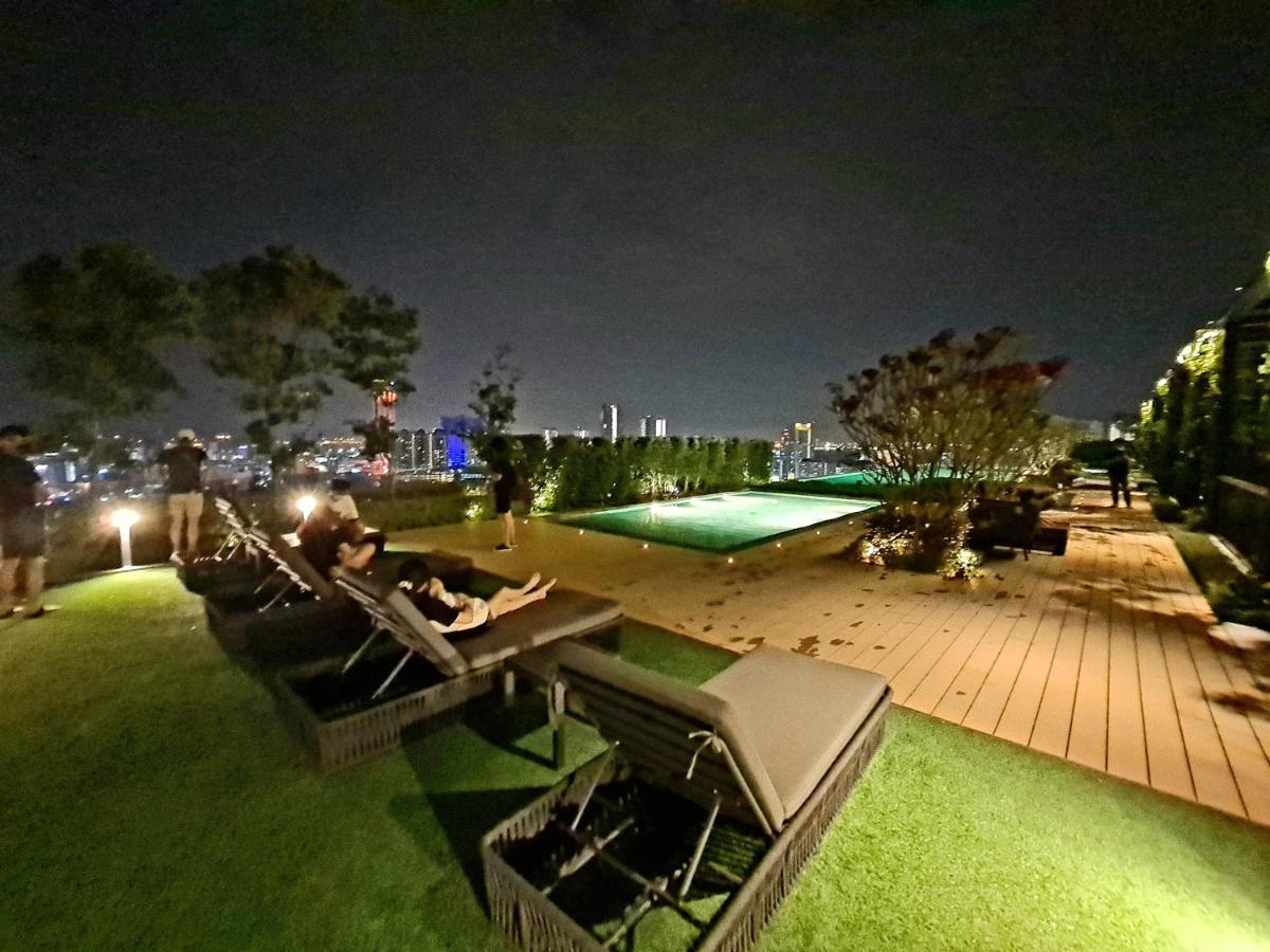 Beacon Executive Suite - Skypool Penang View Джорджтаун Екстер'єр фото