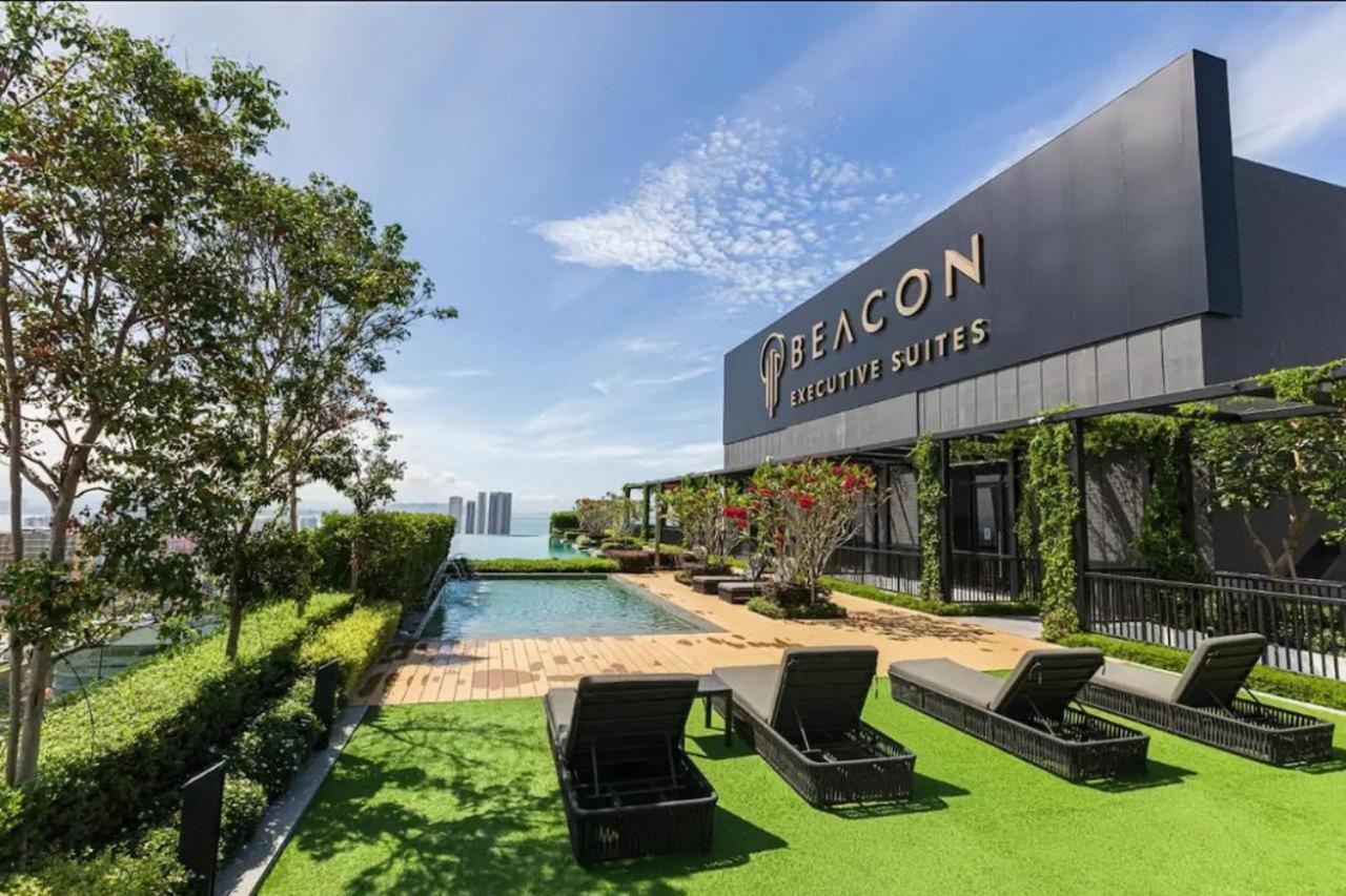Beacon Executive Suite - Skypool Penang View Джорджтаун Екстер'єр фото