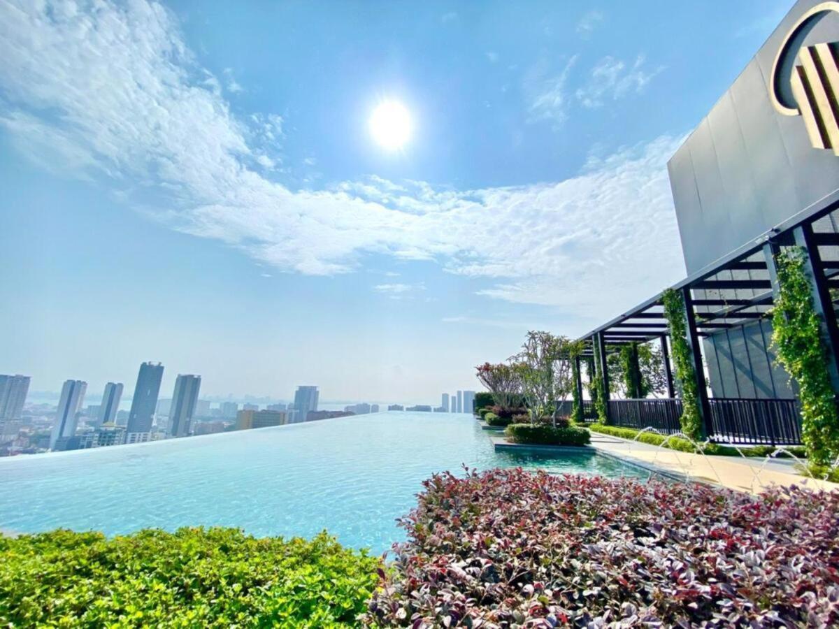 Beacon Executive Suite - Skypool Penang View Джорджтаун Екстер'єр фото