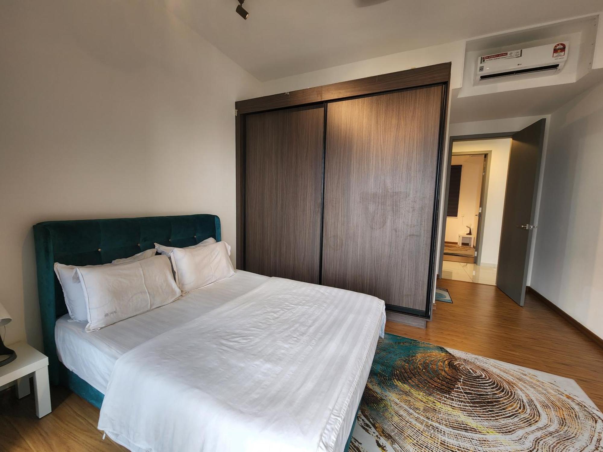 Beacon Executive Suite - Skypool Penang View Джорджтаун Екстер'єр фото