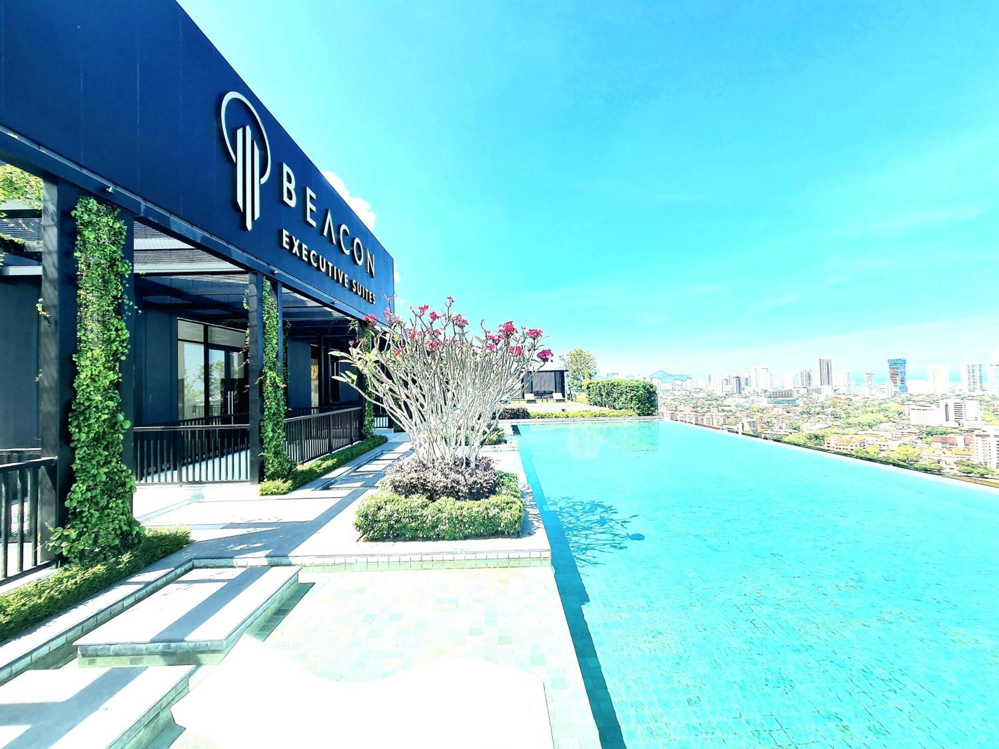 Beacon Executive Suite - Skypool Penang View Джорджтаун Екстер'єр фото